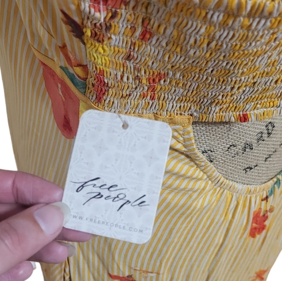 Nwt Free People yellow floral sun dress with pockets, removable straps, size L - Picture 3 of 5